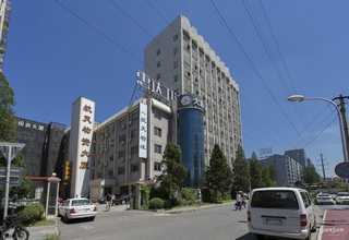 黄浦区玻璃幕墙清洗价格